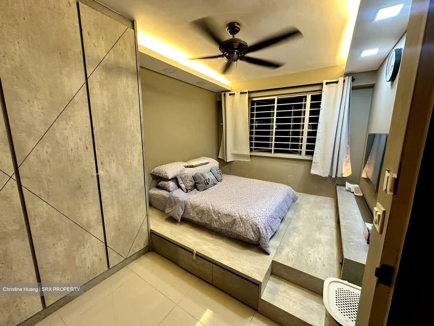 Blk 217B Boon Lay View (Jurong West), HDB 3 Rooms #561301191